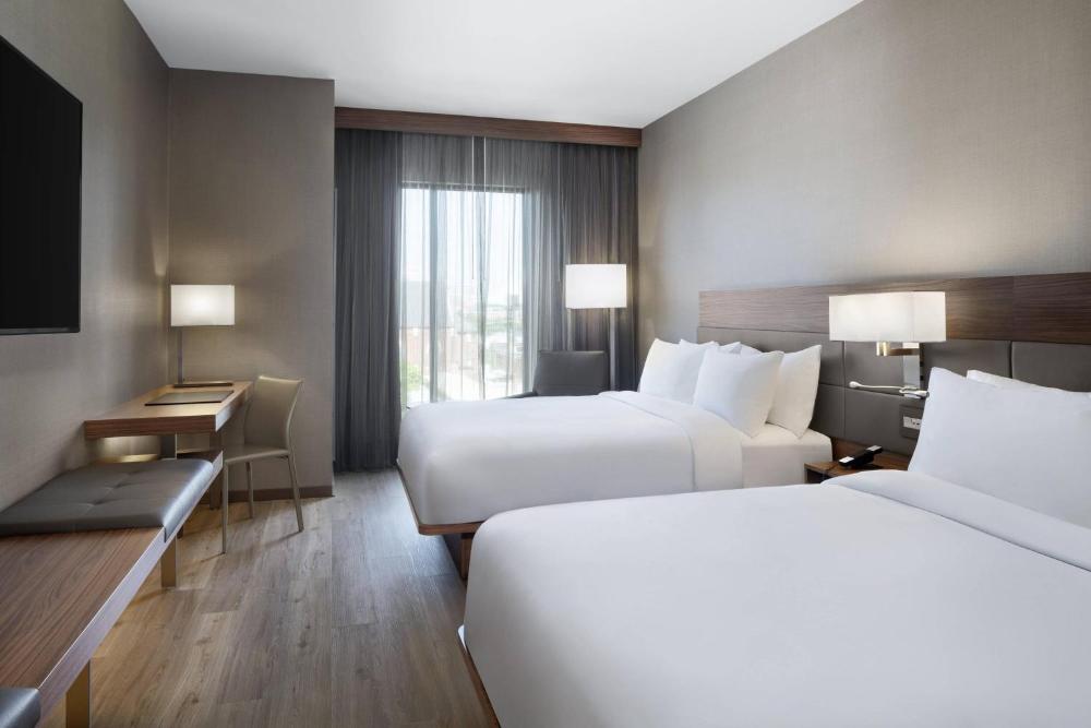 Double Queen Room interior